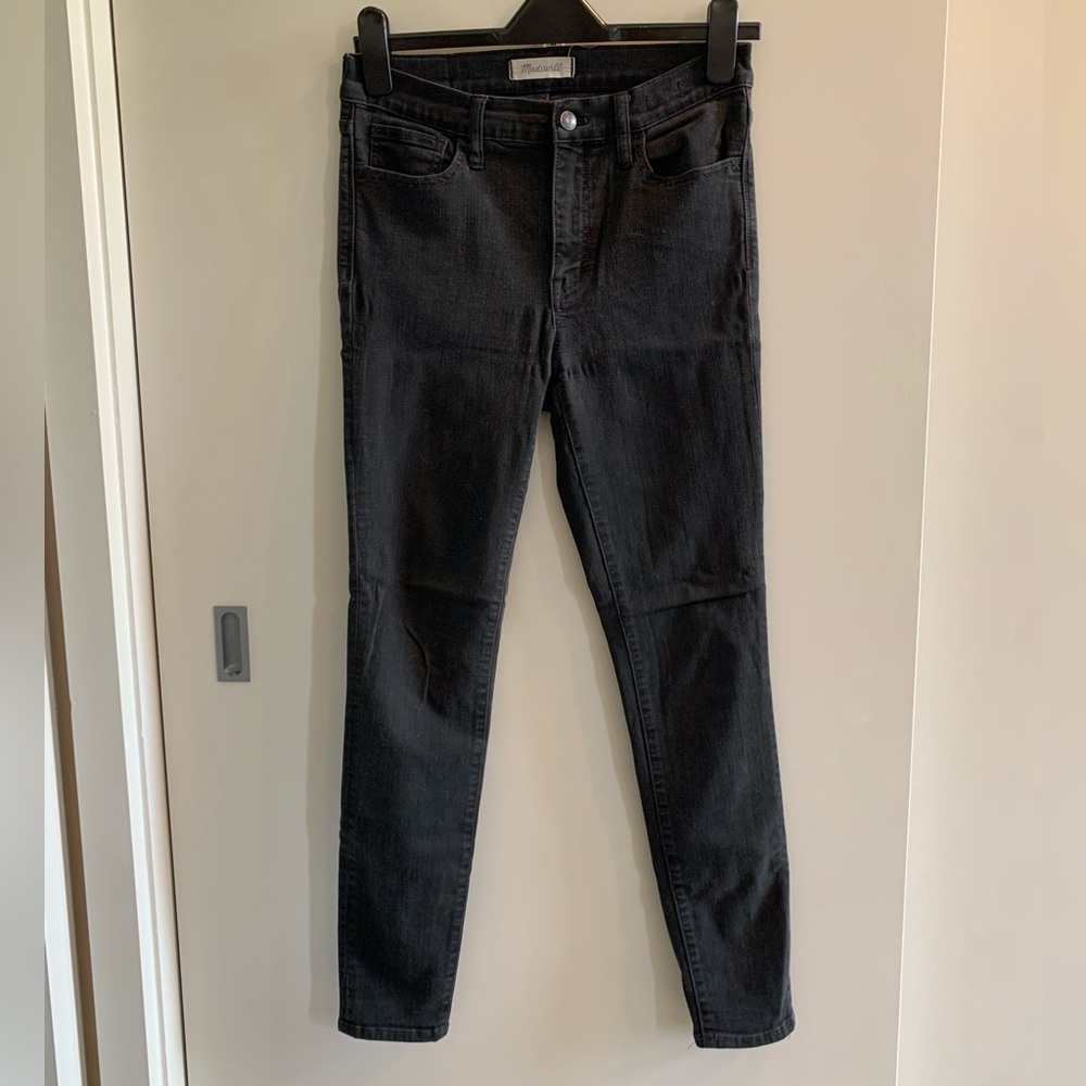 Black road-tripper jean
